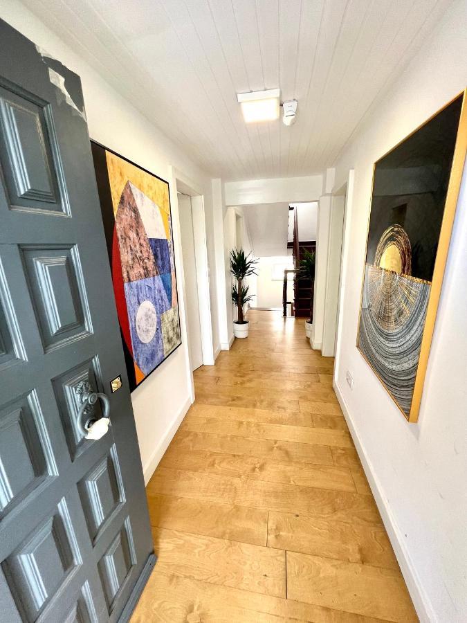 Oeiras Beach Private Room 9 - Double Bedroom With Shared Bathroom & Terrace Оэйраш Экстерьер фото